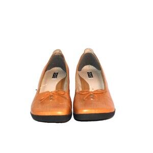 XOXO Pumps Heels Shoes Round Toe Caramel Women's Size 9